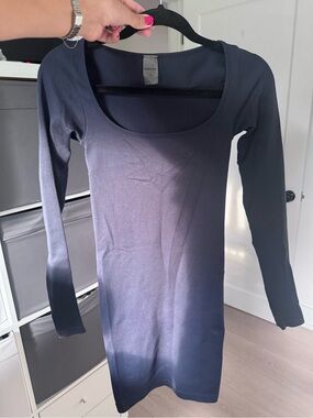 Aritzia (Sunday Best) Long Sleeve Scoop Neck Ribbed Dress - Navy